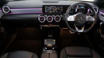 Mercedes-Benz CLA CLA 180 AMG LINE EXECUTIVE
