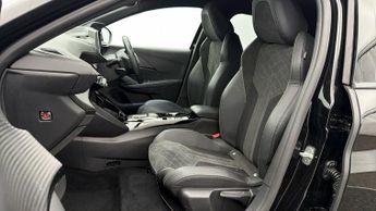 Peugeot E-208 GT PREMIUM