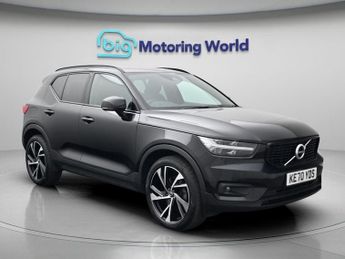 Volvo XC40 B4 R-DESIGN PRO