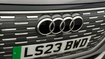 Audi Q4 e-tron S LINE