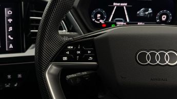 Audi Q4 e-tron S LINE