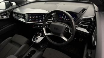 Audi Q4 e-tron S LINE