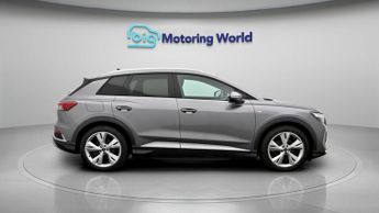Audi Q4 e-tron S LINE
