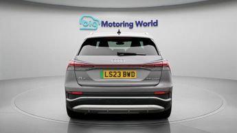 Audi Q4 e-tron S LINE