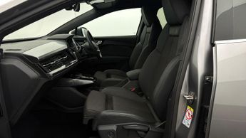 Audi Q4 e-tron S LINE
