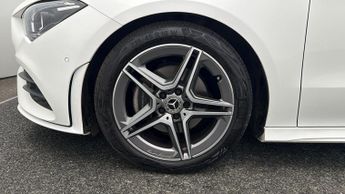 Mercedes-Benz CLA CLA 180 AMG LINE