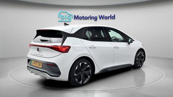 CUPRA Born V2