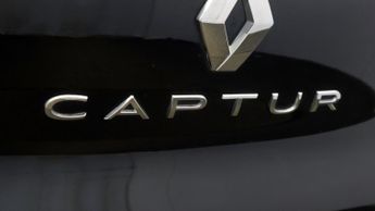 Renault Captur EVOLUTION E-TECH