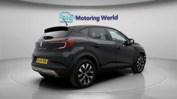 Renault Captur EVOLUTION E-TECH