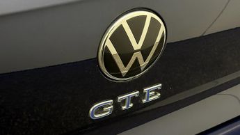 Volkswagen Golf GTE DSG
