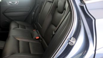 Volvo XC60 RECHARGE T6 CORE AWD