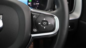 Volvo XC60 RECHARGE T6 CORE AWD