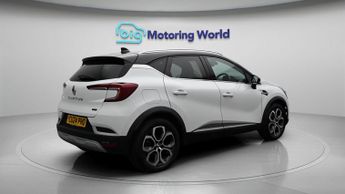 Renault Captur TECHNO E-TECH