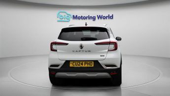 Renault Captur TECHNO E-TECH
