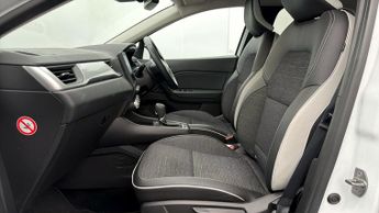 Renault Captur TECHNO E-TECH