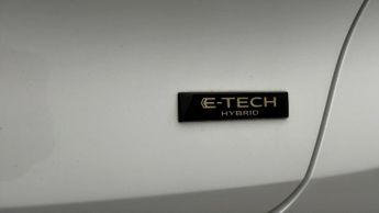 Renault Captur TECHNO E-TECH