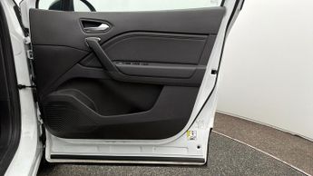 Renault Captur TECHNO E-TECH