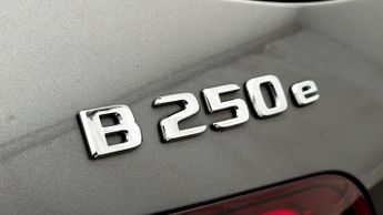 Mercedes-Benz B Class B 250 E AMG LINE PREMIUM