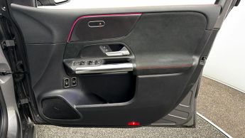 Mercedes-Benz B Class B 250 E AMG LINE PREMIUM