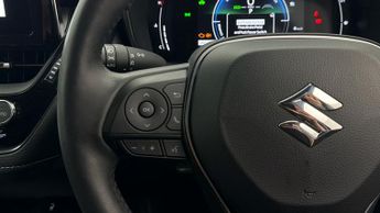 Suzuki Swace MOTION