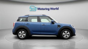 MINI Countryman COOPER CLASSIC