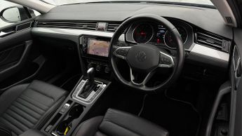 Volkswagen Passat SEL TSI EVO DSG