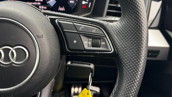 Audi A1 SPORTBACK TFSI S LINE