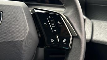 Peugeot E-5008 ALLURE