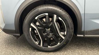 Peugeot E-5008 ALLURE