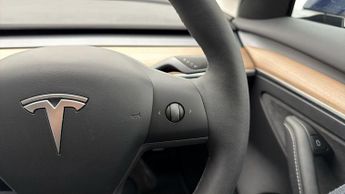 Tesla Model 3 PERFORMANCE AWD