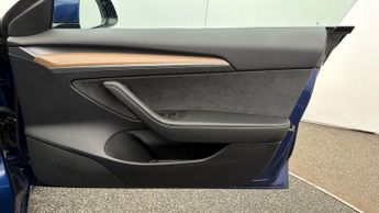 Tesla Model 3 PERFORMANCE AWD