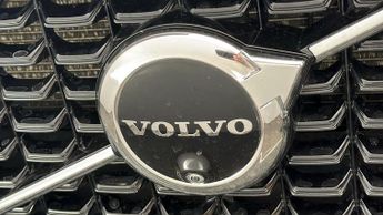 Volvo XC60 B5 PLUS AWD