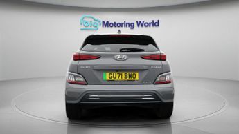 Hyundai KONA PREMIUM