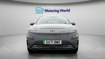 Hyundai KONA PREMIUM