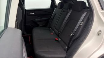 Nissan Qashqai DIG-T ACENTA PREMIUM DCT