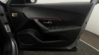 Peugeot E-2008 GT