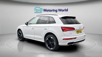 Audi Q5 TDI QUATTRO S LINE BLACK EDITION