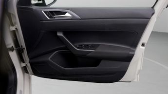 Volkswagen Taigo R-LINE TSI DSG