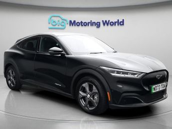 Ford Mustang BASE