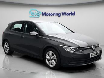 Volkswagen Golf LIFE ETSI DSG