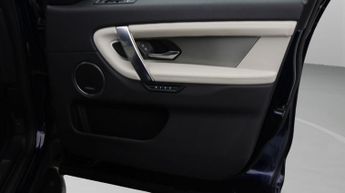 Land Rover Discovery Sport R-DYNAMIC SE