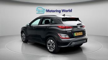 Hyundai KONA PREMIUM