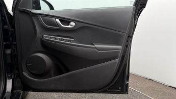 Hyundai KONA PREMIUM