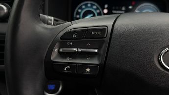Hyundai KONA PREMIUM
