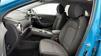 Hyundai KONA PREMIUM