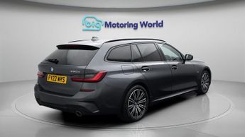 BMW 3 Series 330E M SPORT
