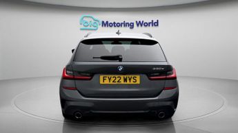 BMW 3 Series 330E M SPORT