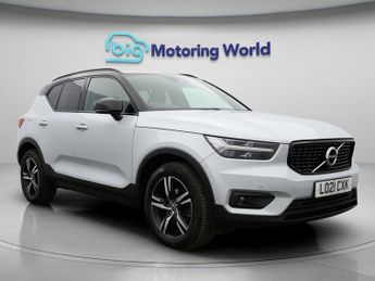 Volvo XC40 T3 R-DESIGN