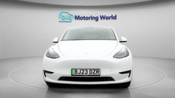 Tesla Model Y BASE