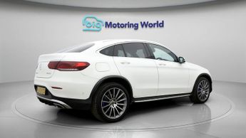Mercedes-Benz GLC GLC 300 D 4MATIC AMG LINE PREMIUM